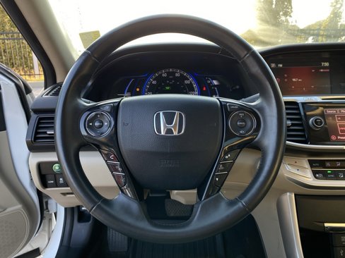 Used 2015 Honda Accord EX-L image 11