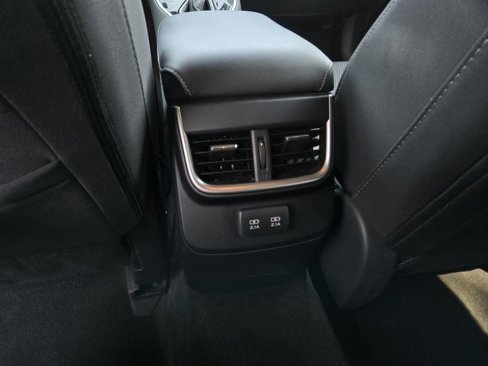 Used 2022 Subaru Outback Premium image 14