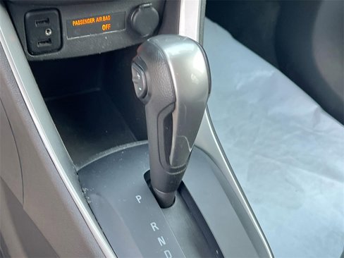 Certified 2022 Chevrolet Trax LT w/ LT Convenience Package image 16
