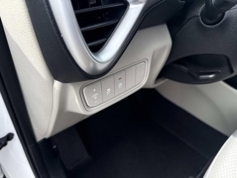 Used 2024 Kia Soul LX w/ Option Group 015 image 19