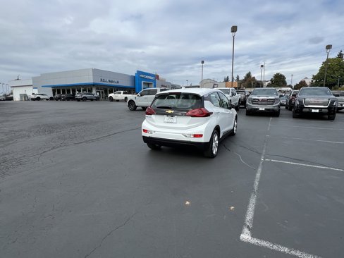 Used 2018 Chevrolet Bolt LT image 6