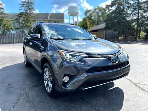 Used 2016 Toyota RAV4 Limited image 11