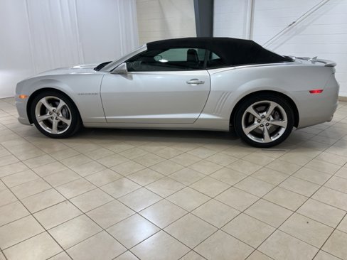 Used 2013 Chevrolet Camaro SS w/ RS Package image 2
