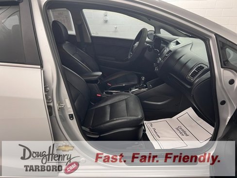 Used 2018 Kia Forte EX image 37