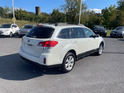 Used 2010 Subaru Outback 2.5i Premium image 8