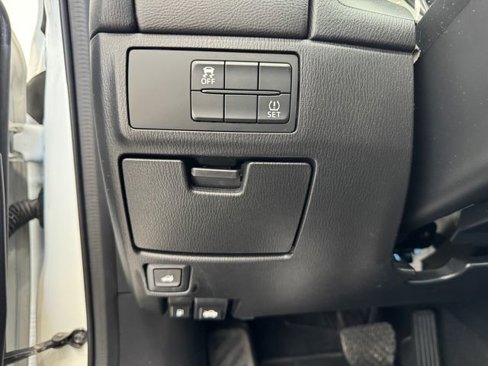 Used 2017 MAZDA MAZDA6 Sport image 40
