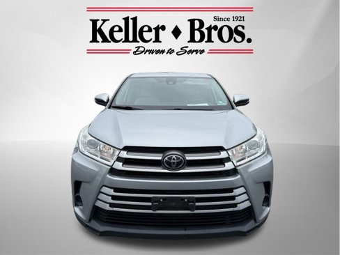 Used 2019 Toyota Highlander LE image 2
