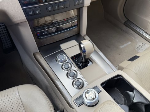 Used 2010 Mercedes-Benz E 63 AMG Sedan image 18