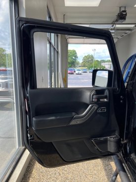 Used 2017 Jeep Wrangler Sport image 17