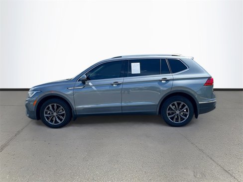 Used 2022 Volkswagen Tiguan SE image 4