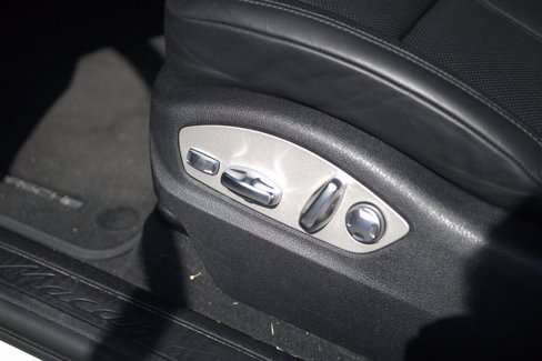 Certified 2023 Porsche Macan image 22