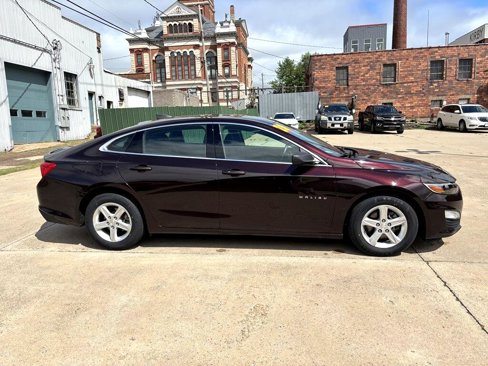Used 2020 Chevrolet Malibu LS image 9
