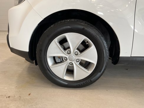 Used 2015 Kia Soul image 9
