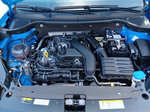 Used 2024 Volkswagen Taos SE image 22