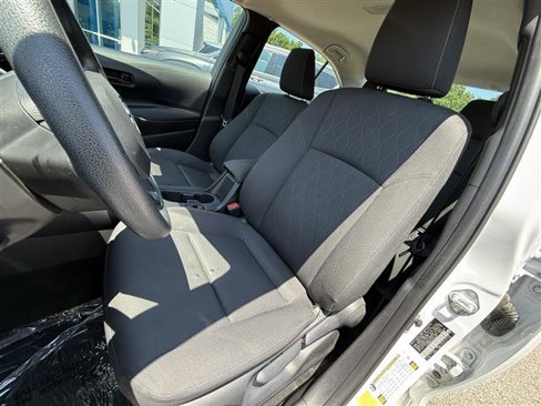 Used 2024 Toyota Corolla LE image 14