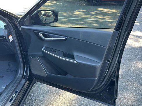 Used 2022 Kia EV6 Wind image 12