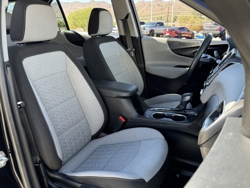 Used 2022 Chevrolet Equinox LT image 30