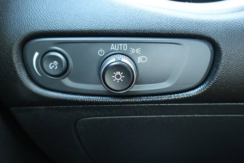 Used 2023 Chevrolet Malibu LT image 19