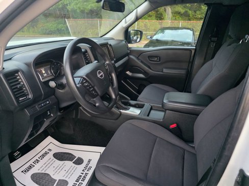 Used 2024 Nissan Frontier S w/ S Utility Package image 11