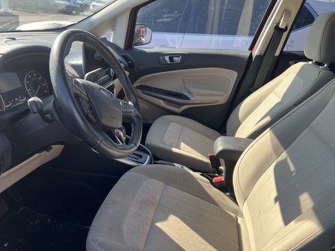 Used 2020 Ford EcoSport SE w/ SE Convenience Package image 5