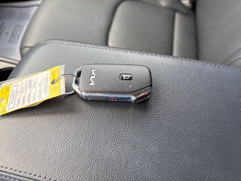 Used 2023 Kia Sportage EX image 33