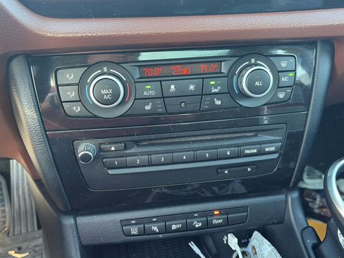 Used 2014 BMW X1 xDrive28i image 9