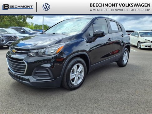 Used 2022 Chevrolet Trax LS w/ Tint and Cruise Package image 3