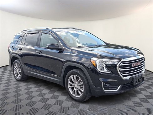 Certified 2022 GMC Terrain SLT w/ Infotainment Package II image 1
