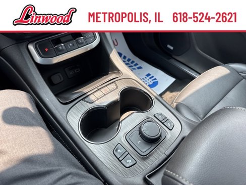 Used 2023 GMC Acadia SLT image 22