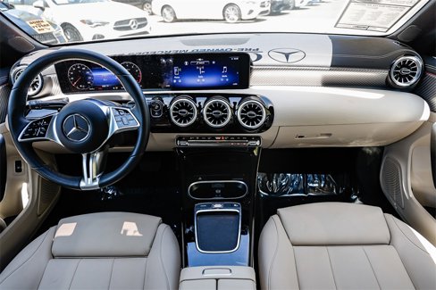 Used 2025 Mercedes-Benz CLA 250 4MATIC image 10