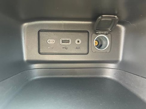 Used 2022 Chevrolet Equinox LT image 24