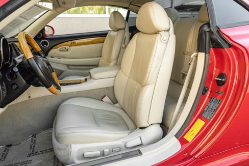 Used 2004 Lexus SC 430 Convertible image 12