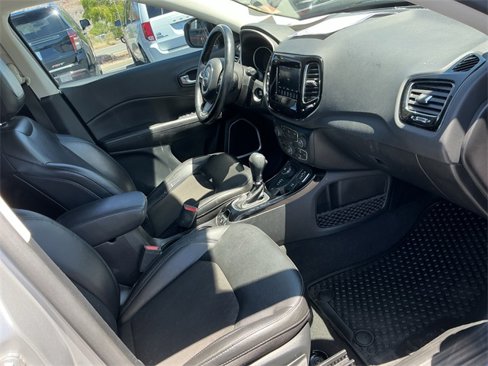 Used 2021 Jeep Compass Latitude image 23