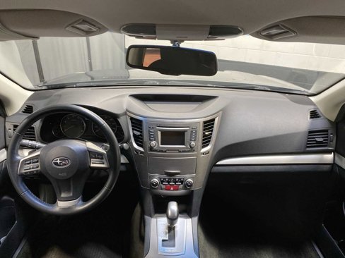 Used 2014 Subaru Outback 2.5i Premium image 10