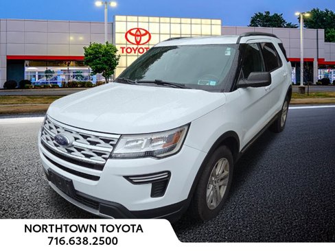 Used 2019 Ford Explorer XLT image 15