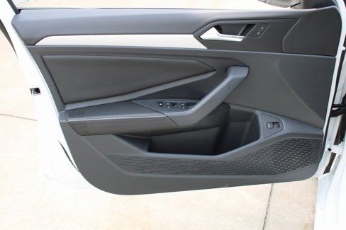 New 2025 Volkswagen Jetta Sport image 9