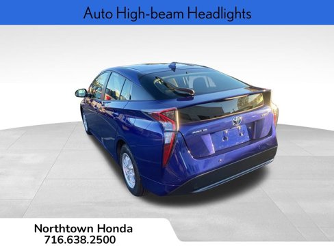 Used 2018 Toyota Prius Four image 7