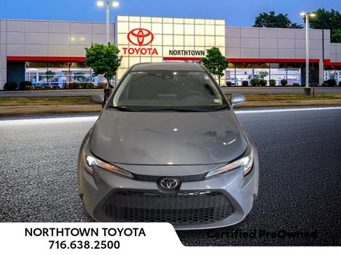 Used 2022 Toyota Corolla LE image 11