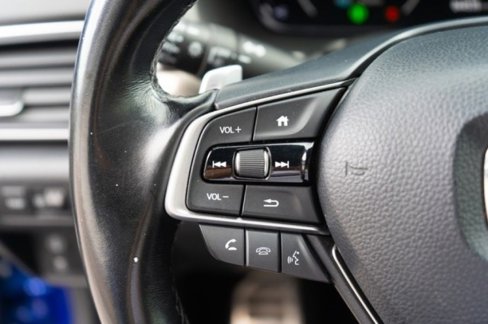 Used 2021 Honda Accord Sport image 26