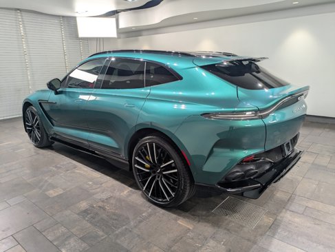 Used 2024 Aston Martin DBX 707 image 2