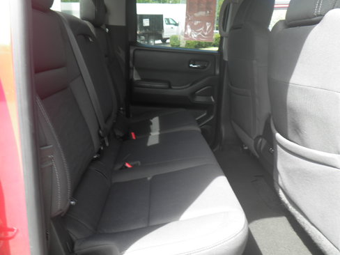 Used 2022 Nissan Frontier SV image 22