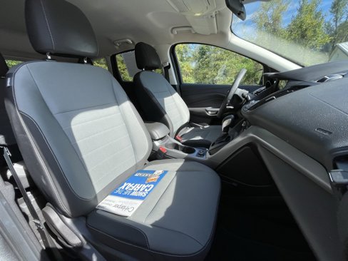 Used 2016 Ford Escape SE w/ Equipment Group 201A image 11