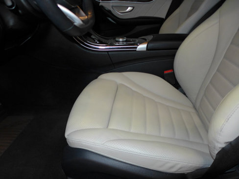 Used 2018 Mercedes-Benz C 300 Sedan image 45