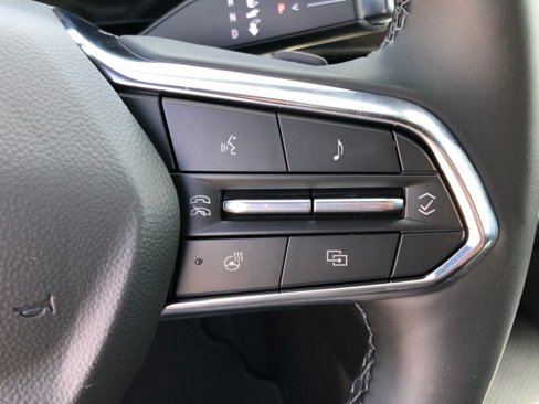 New 2026 Chevrolet Equinox LT image 18