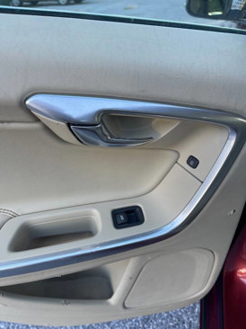 Used 2015 Volvo V60 T5 Premier Plus image 28