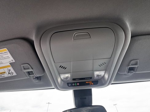 Used 2022 Chevrolet Equinox LT w/ LPO, Floor Liner Package image 19