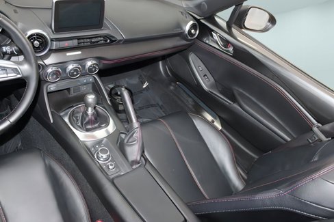 Used 2017 MAZDA MX-5 Miata RF Grand Touring image 31
