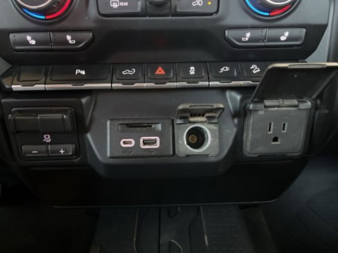 Used 2020 Chevrolet Silverado 3500 LT w/ Texas Edition image 24
