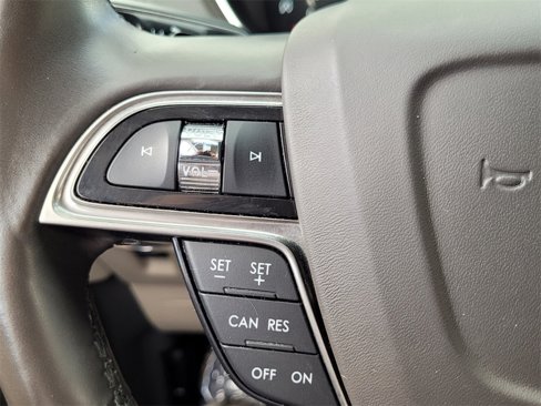 Used 2019 Lincoln Nautilus Reserve image 20