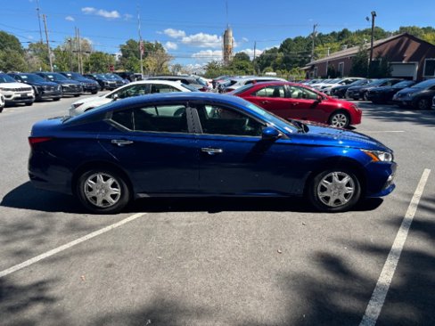Used 2020 Nissan Altima 2.5 S image 1